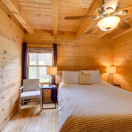 Creekside Bryson City Cabin With Private Hot Tub Exterior foto