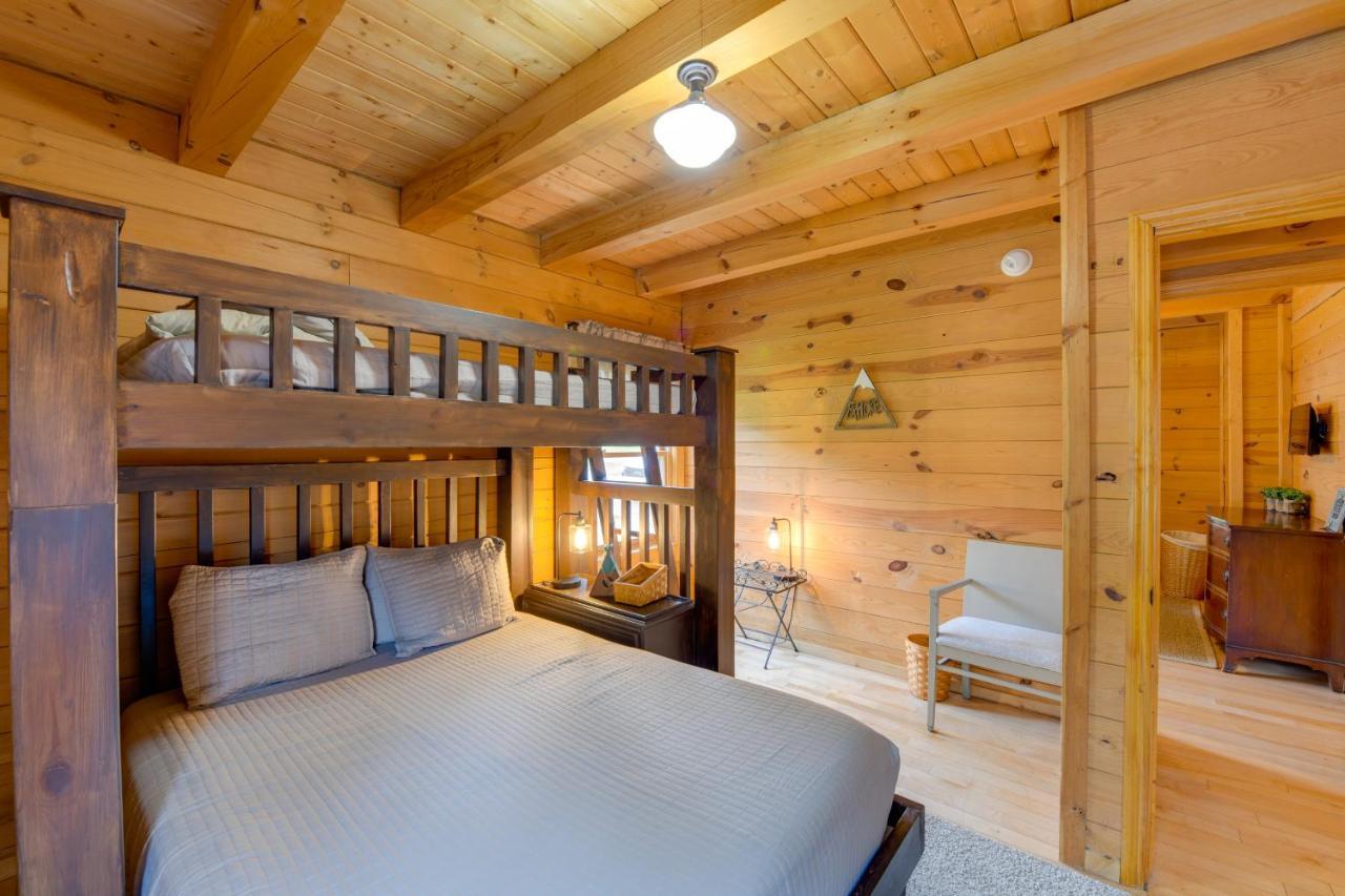 Creekside Bryson City Cabin With Private Hot Tub Exterior foto